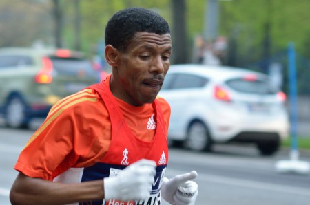 Marathon - Haile auf Siegeskurs - Foto: Claus Sladek